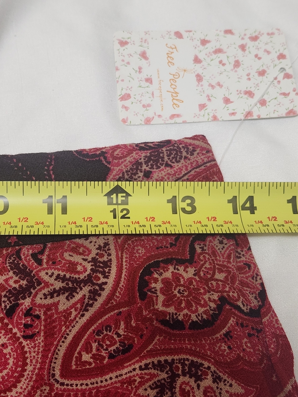 💐NWT Free People At The Shore Skirt Sz 0 Handkerchief Sharkbite Hem Red Paisley - Picture 10 of 16